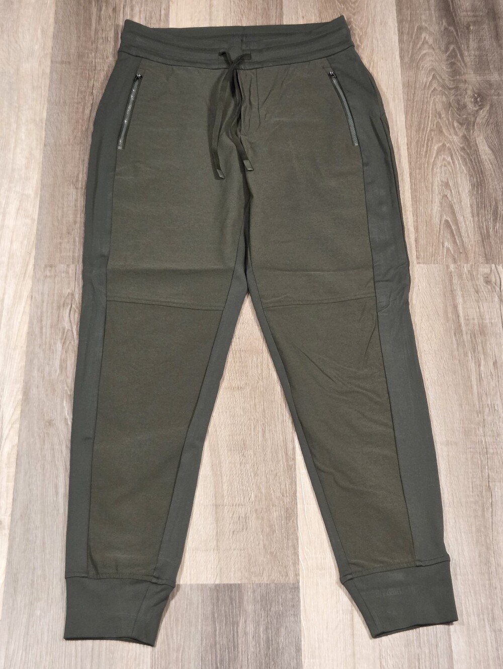 Athleta Headlands Hybrid Trek Mid Rise Jogger Oliver Army Green Women's 4